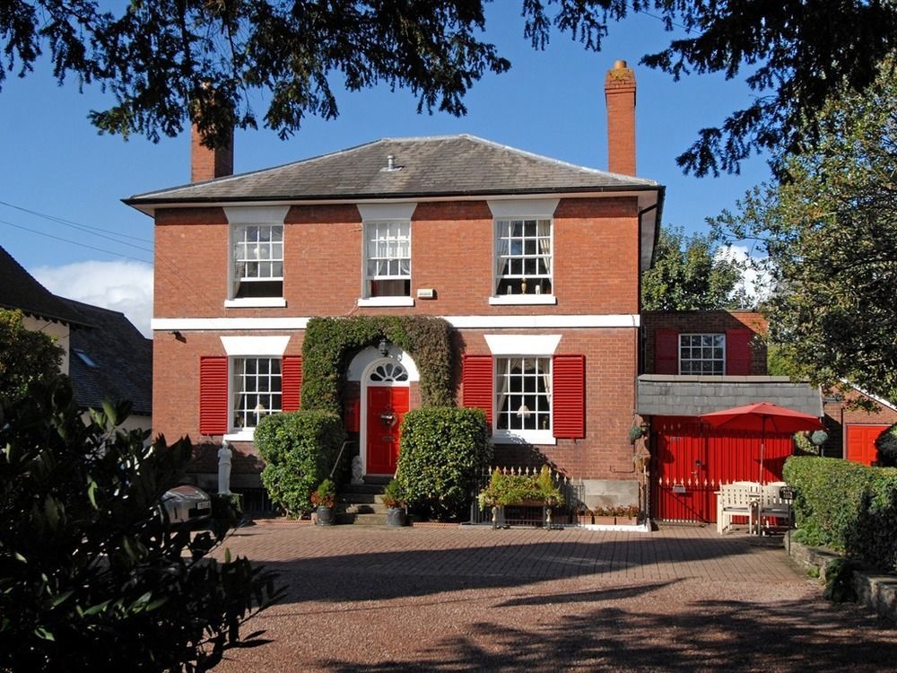 Holly House Bed And Breakfast And Apartments Hereford Exterior photo