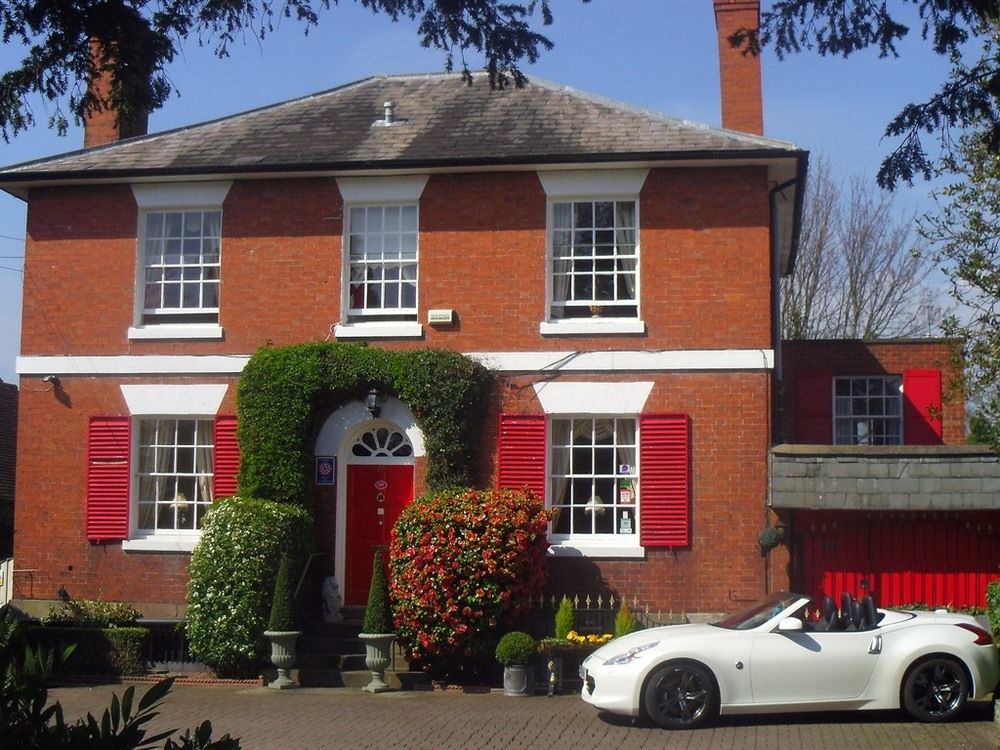Holly House Bed And Breakfast And Apartments Hereford Exterior photo