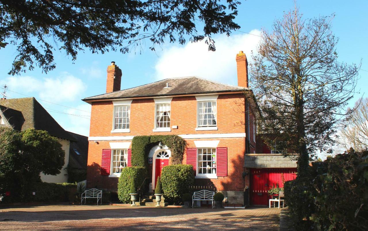 Holly House Bed And Breakfast And Apartments Hereford Exterior photo